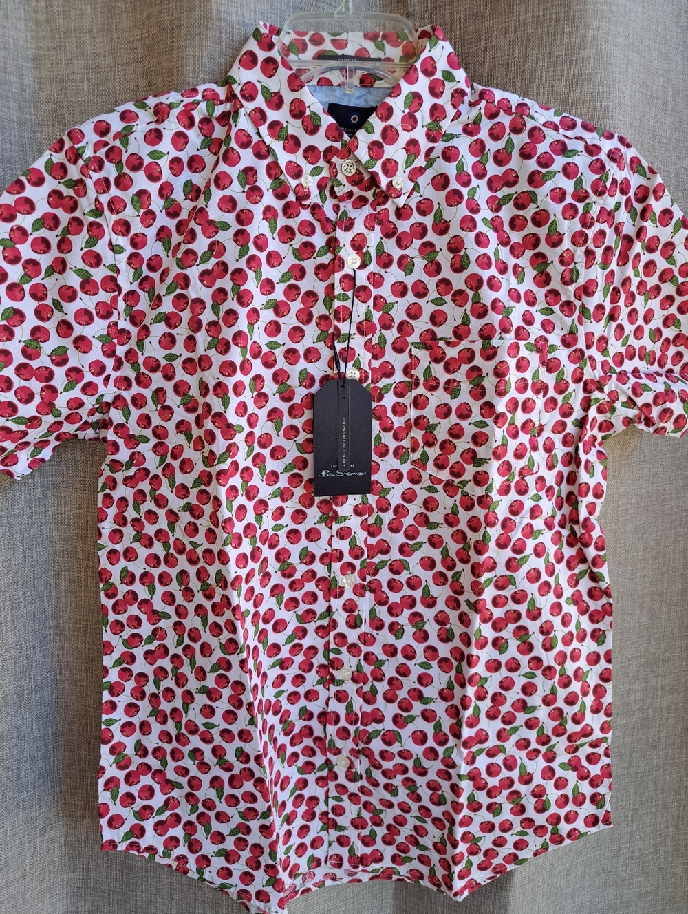Nwt Ben Sherman Button Front Short Sleeve Shirt Cherry Pattern Stretch Men Sz S - Picture 2 of 9